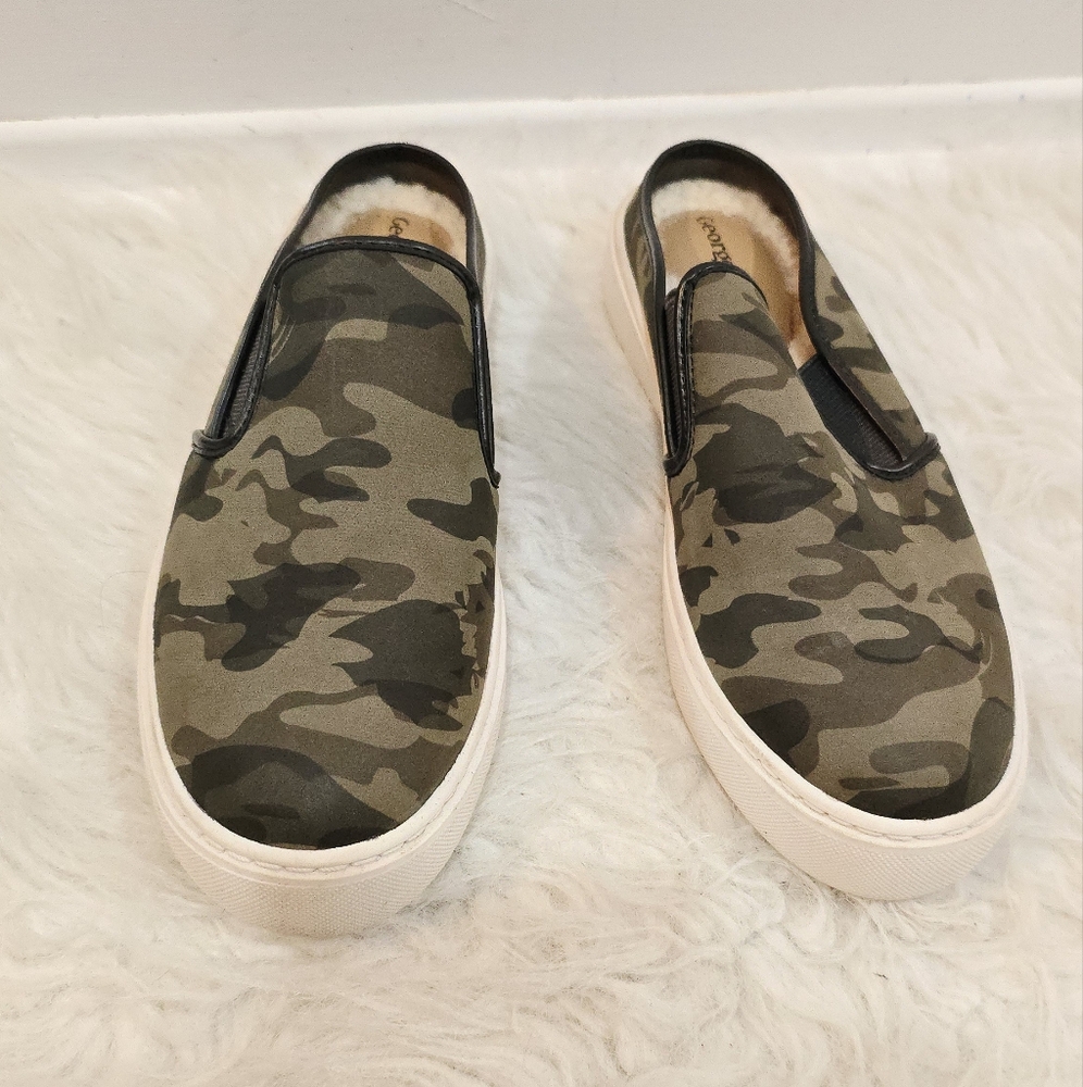 ๐ฅ US Size 6 QUICK SALE! 5-Pair Summer Shoe Lot โ Comfort & Style - Picture 8 of 16